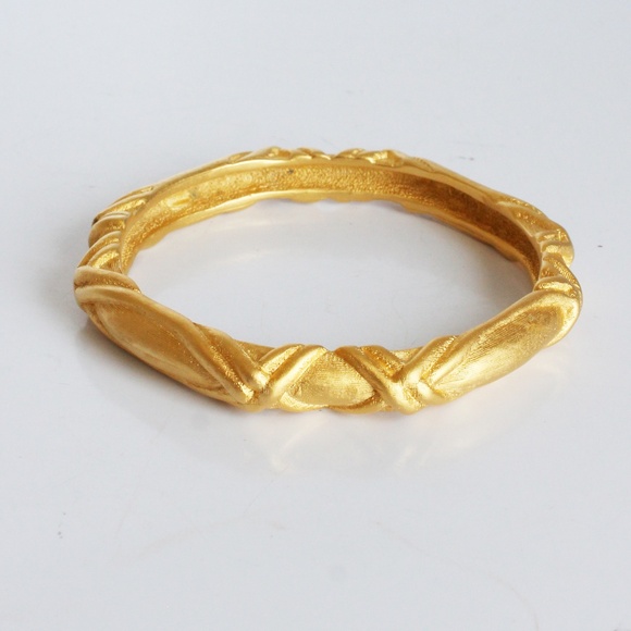 Givenchy Bracelet Bangle Gold Metal Textured Abstract Vintage 80s Jewelry - Picture 8 of 13
